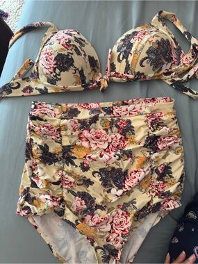 Floral High-Waist Bikini Set - Cream/Pink
